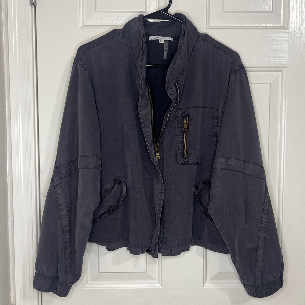Women's Gray Jacket